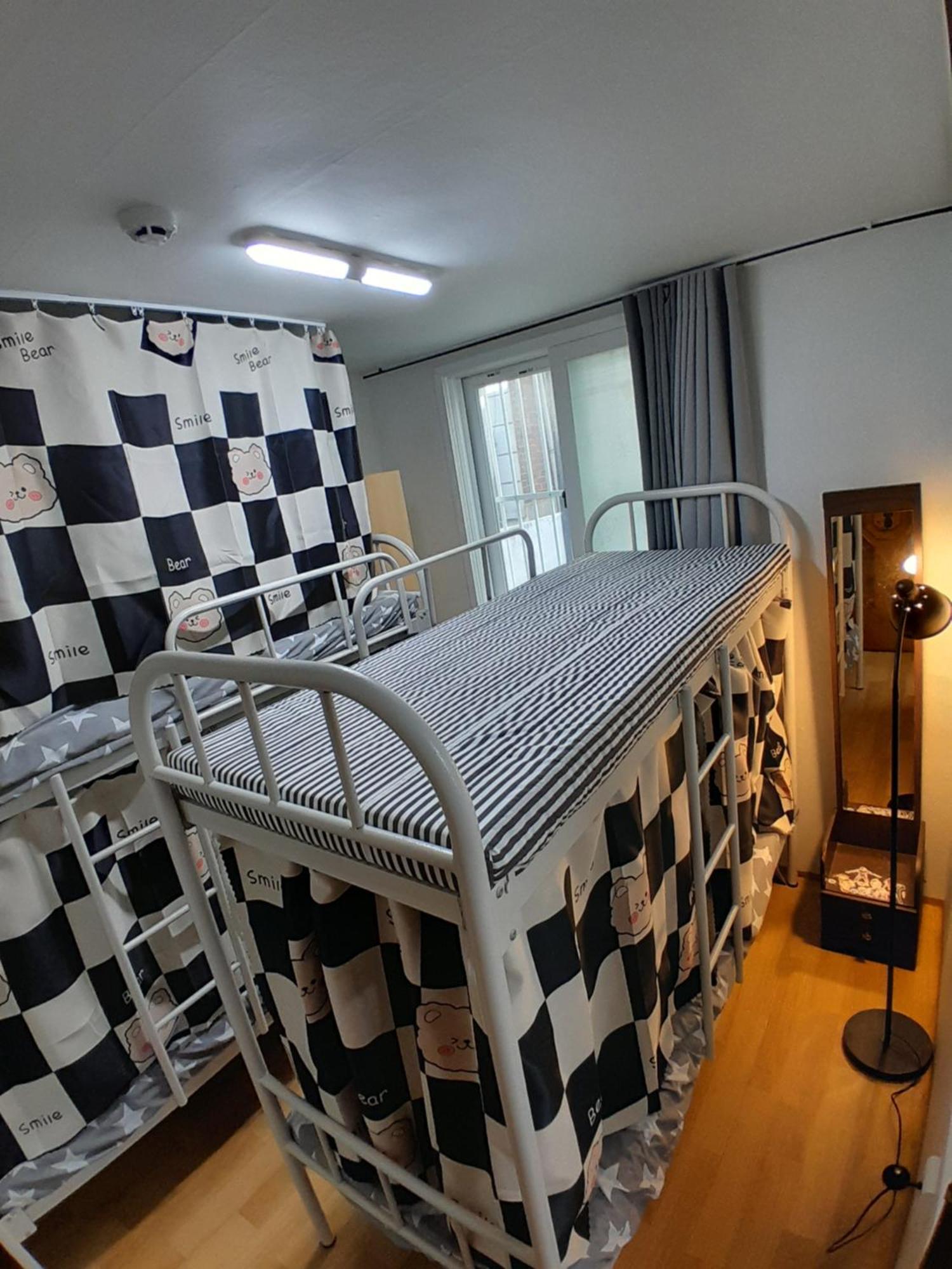 Disco Pangpang Guesthouse Incheon Room photo